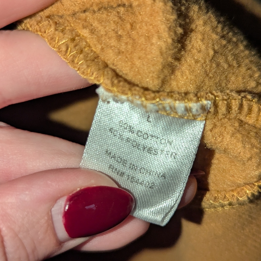 Social scene harvest Brown crewneck sweatshirt large with mushroom patch 24x32x3 - Picture 3 of 4